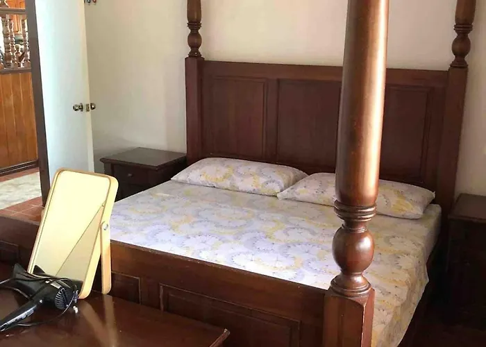ヴィラ House With Private Pool And Extensive Garden