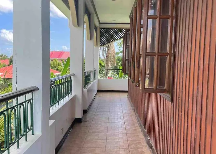 House With Private Pool And Extensive Garden * Suba Basbas