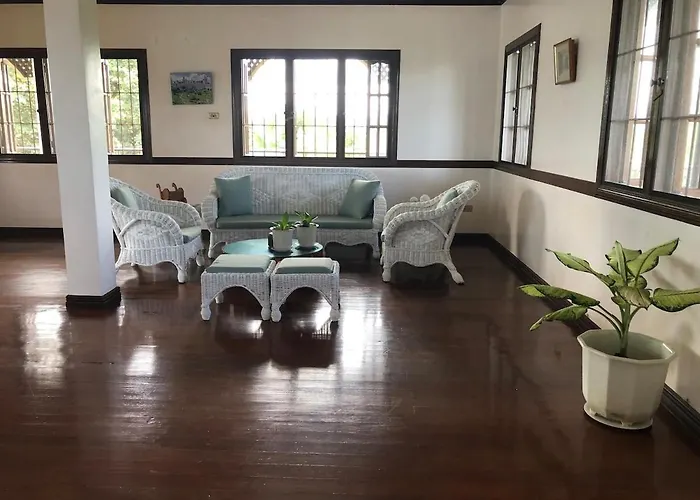 House With Private Pool And Extensive Garden ヴィラ Suba Basbas