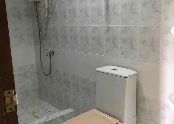 House With Private Pool And Extensive Garden * Suba Basbas