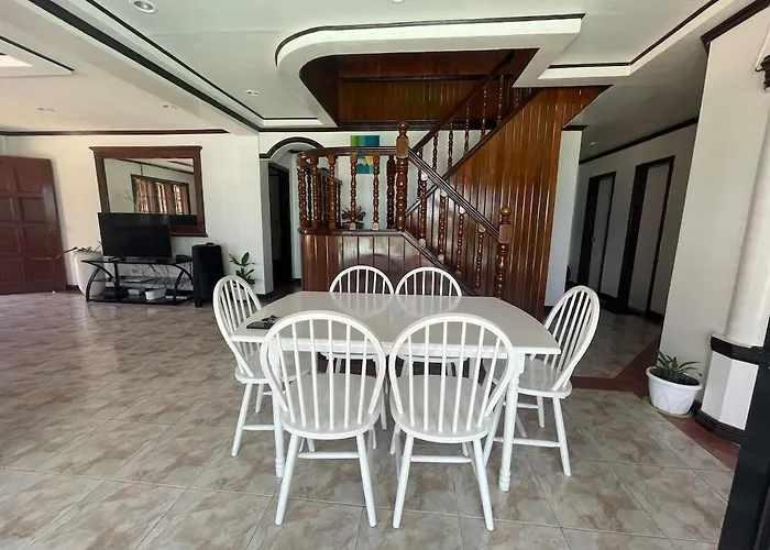 ヴィラ House With Private Pool And Extensive Garden *