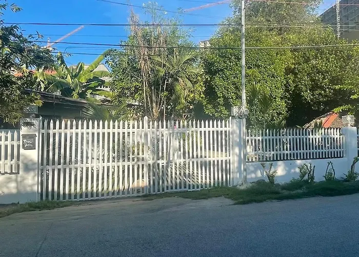 ヴィラ House With Private Pool And Extensive Garden *